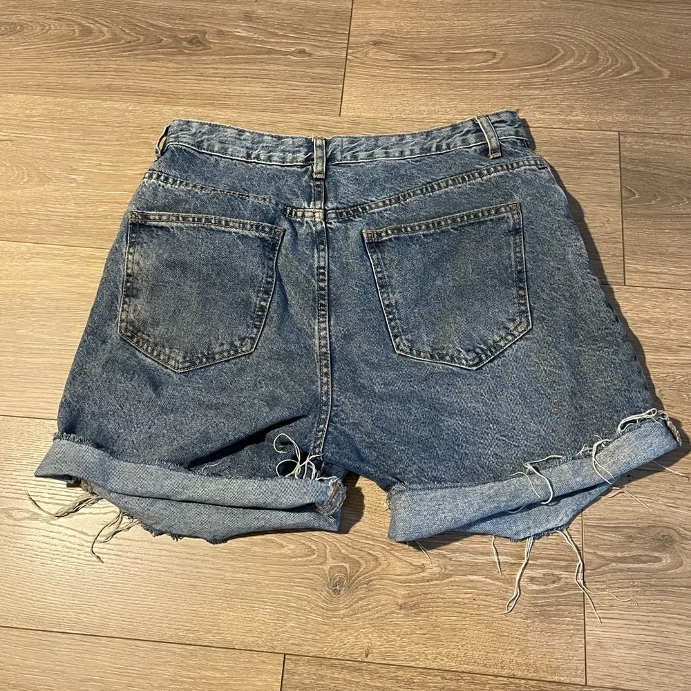 Cotton on Bermuda size 8! - Picture 2 of 4